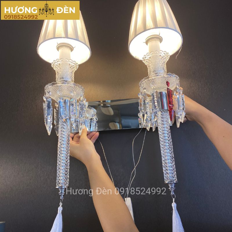 den-vach-tuong-trang-tri-chinh-hang-vdc9802t2